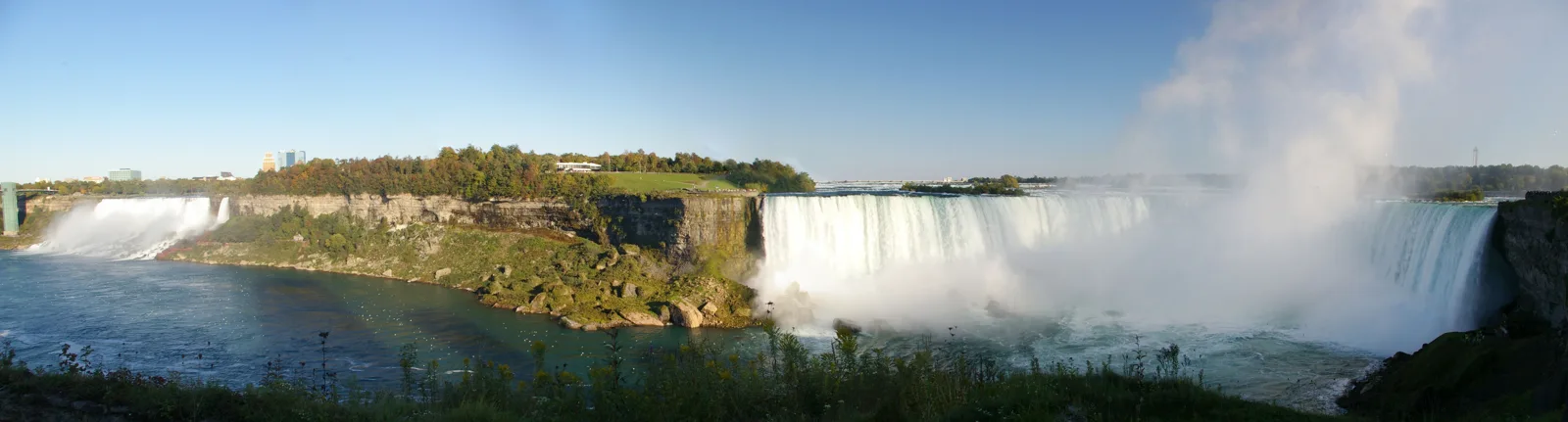 The American and Horseshoe Falls seen from the Canadian side of Niagara